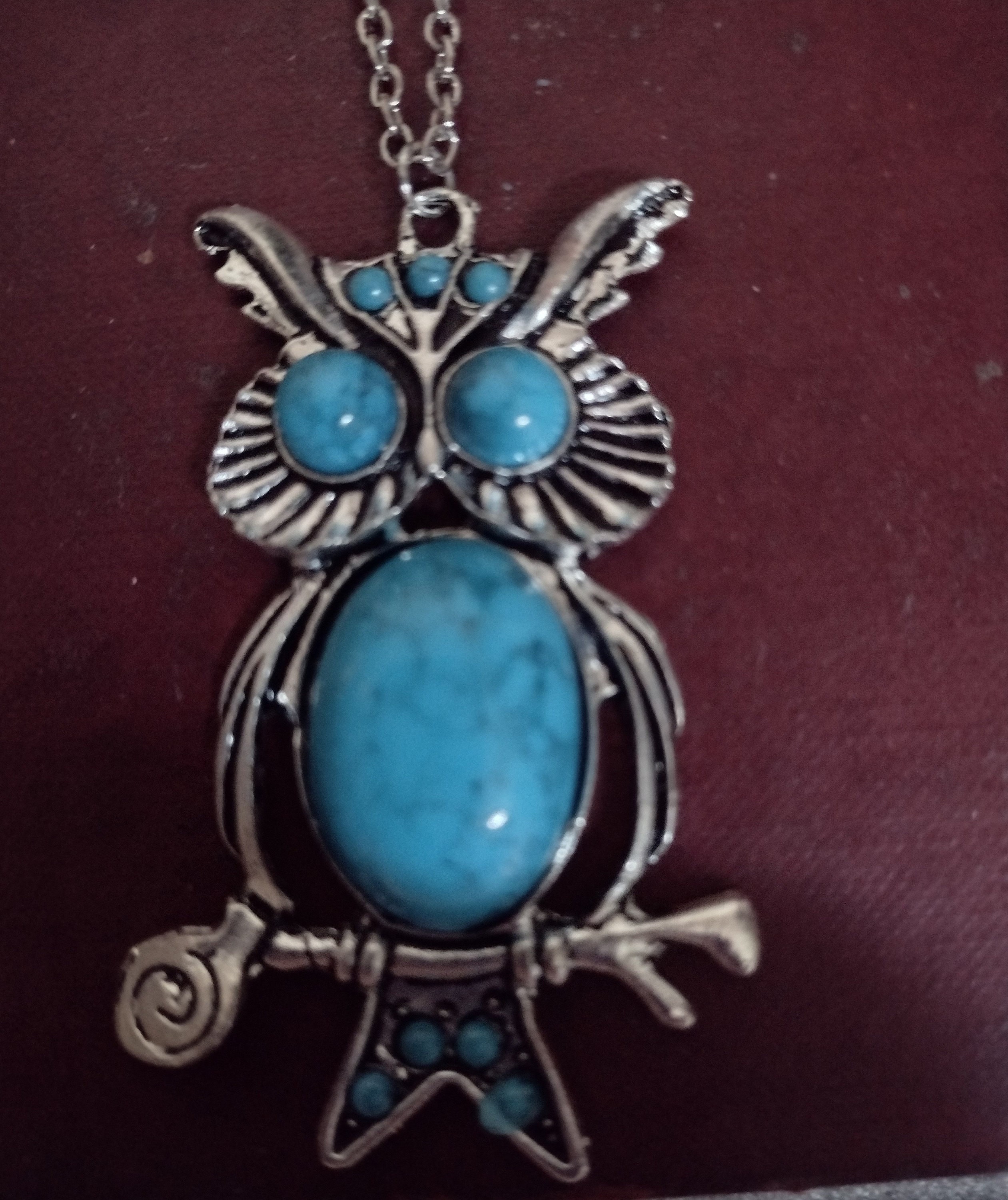 Vintage Silver Tone Owl Pendant Necklace: Turquoise Accent, 28" Chain