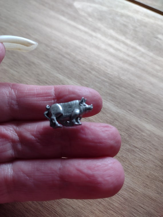 Vintage A E Williams Pewter Pig Brooch