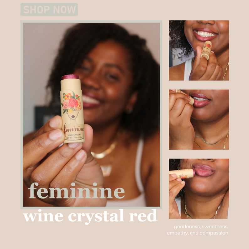Bálsamo labial FEMININE Jasmine Rose: vegano, sin residuos, sin parabenos. Nutre los labios de forma natural con un toque floral y un rico tinte vino. imagen 1