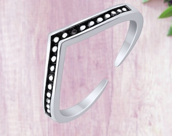 925 Sterling Silver 4mm V Shaped Toe Ring, Silver Ring, Midi Toe Ring, Pinky Ring, Adjustable Ring, Dot Toe Ring