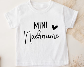 T-Shirt - mini nom de famille - cadeau de naissance ou de grossesse - annoncer grossesse - chemise bébé personnalisée (taille 62-92)