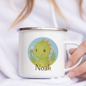 Personalisierte Emaille Tasse Dino mit Vulkan - Grün - Jungs und Mädchen - Schulkind - Kindergartenkind - mit Namen - ideale Geschenkidee