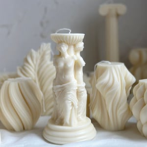 Large Venus Soy Candle, Goddess Candle, Sculptured Candle, Statue Candle, Home Decor, Modern Candle, Minimalist, Pillar Candle