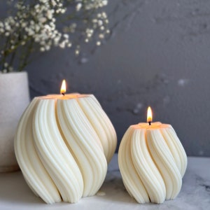 Twisted Ribbed Soy Wax Candle: Sculptural Geometric Decor