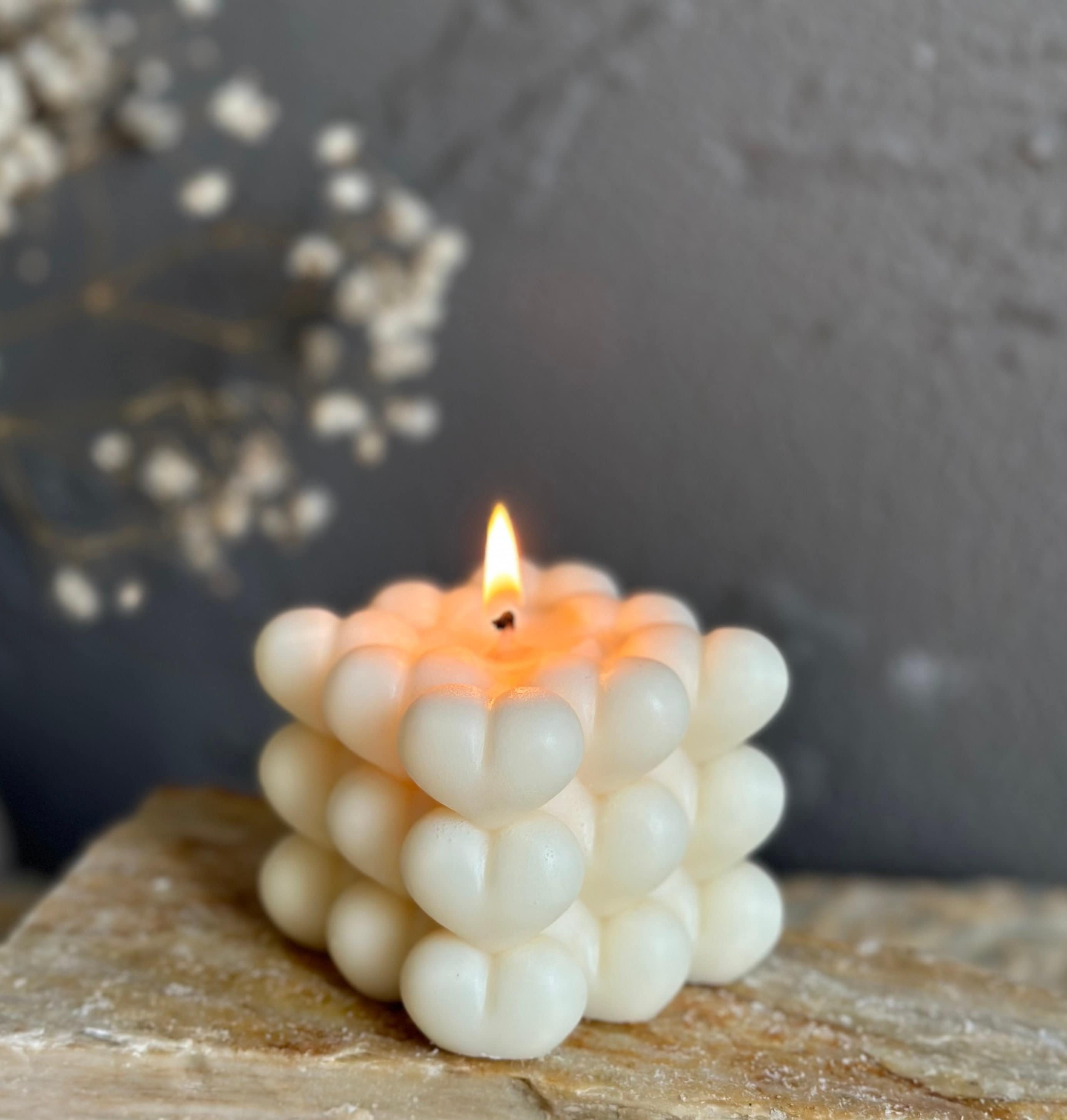 Cubetti di cera di soia al profumo di cannella e arancia. Collezione Eleganza