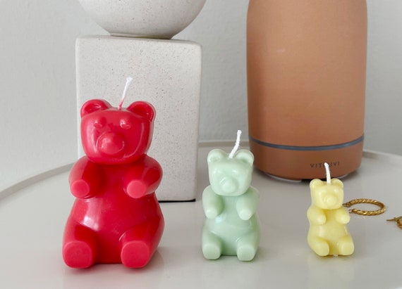 4Inch Scented Aromatic Candle Customized Birthday Candle Decorative Bear  Candles wholesale for Living Room Party Decoration 2022