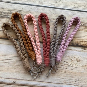 Macrame Wristlet / Key Accessory / Boho/ llaveros