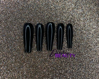 Simple Black Press On Nails | False Nails | Luxury Press On Nails | Custom Nails | 20-22 Set Of Nails | Glue on Nails | Pack of Nails