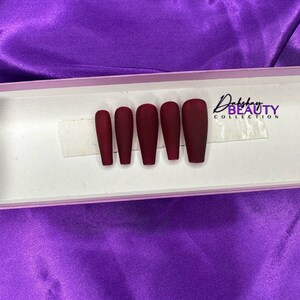 Burgundy Fall Press On Nail Set | Autumn Nails | Fall Nails Design | Gel Nails | Red Halloween Nails | 20-22 Pack of Nails | Matte Nail Set