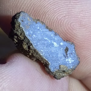 Gecertificeerde meteoriet - Vaca Muerta - 1,90 g - Zeldzame mesosiderietmeteoriet (steenachtig ijzertype) uit de Atacama-woestijn - Chili