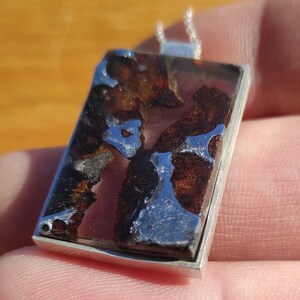 Pallasiet Meteoriet Sericho Plak op epoxy - Zilveren Hanger Halsketting - 3x2 cm