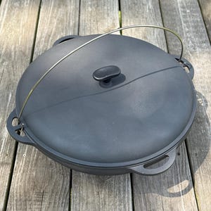 Cast Iron Cauldron 8L / WOK with Lid