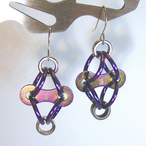 Bike chain earrings with rainbow links and colored aluminum.