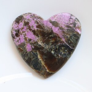 Designer Stichtite Heart Cabochon, Purple Stichtite Gemstone, Natural Stichtite Gemstone, Stichtite Crystal For Jewelry, Flatback Stone#8111