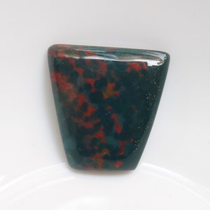 Schitterende bloedsteenagaat cabochon, natuurlijke bloedsteen agaat edelsteen voor het maken van sieraden, losse steen, gladde Poolse bloedsteen cabochon #9246