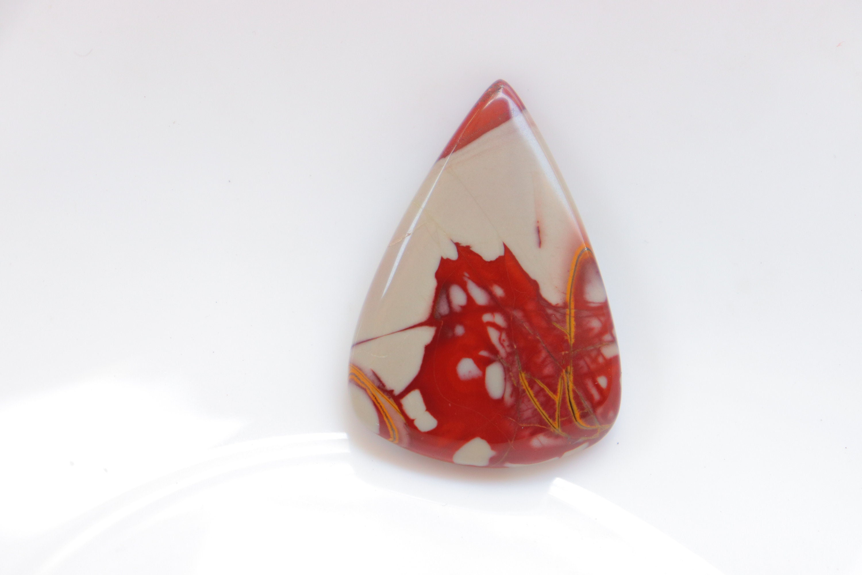 Superbe Cabochon Ovale En Jaspe Rouge Noreena Naturel - 40,70 Carats - Pierre Brute Pour Bijoux