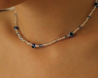 Collier choker perlé Evil Eye, collier perle délicate blanche et bleue, choker bohème, cadeau pour son N60