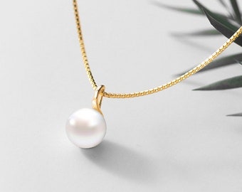 Pearl Pendant Necklace, Small Pearl Floating Necklace, Freshwater Drop Pearl Charm Necklace, Bridal Necklace, Gold Bridesmaid Gifts. PN22