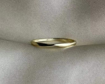 Möbiusband Ring | Twisted Band Ring | Zierlicher Ring | Minimalistischer Damen Silberring | Schmaler Stapelring echtes Silber 925 | R16