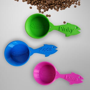 Personalized Cat Food Scoop -  Single Color, Pet Food Measuring Cup, Kibble Scoop, Custom Cat Gift Idea
