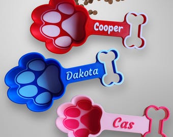 Personalized Dog Food Scoop, Paw Print Pet Food Measuring Cup with T-bone Style Handle and Name, Kibble Scoop, Custom Dog Gift Idea