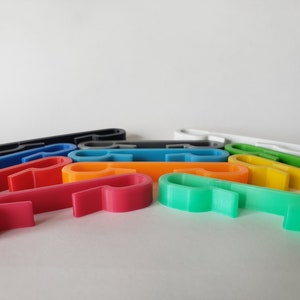 Multiple different colors available for sternum clips
