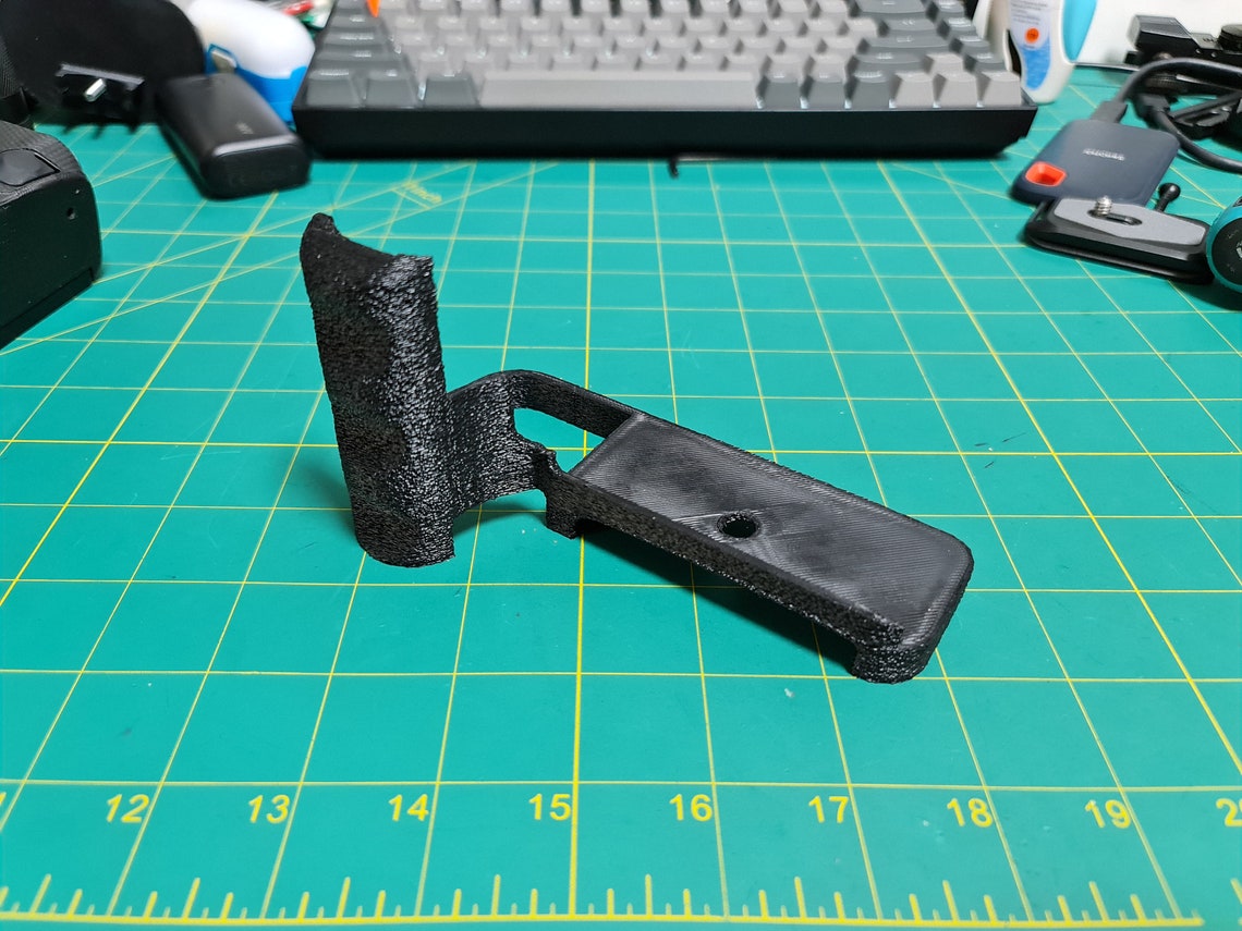 Canon EOS R5 grip extension Etsy