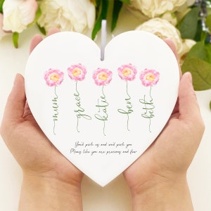 Personalised Mum Nannie Flower Hanging Heart Decoration | Mum Birthday Gift - Mothers Day Gift - Personalised Flowers Plaque - Gifts For Her