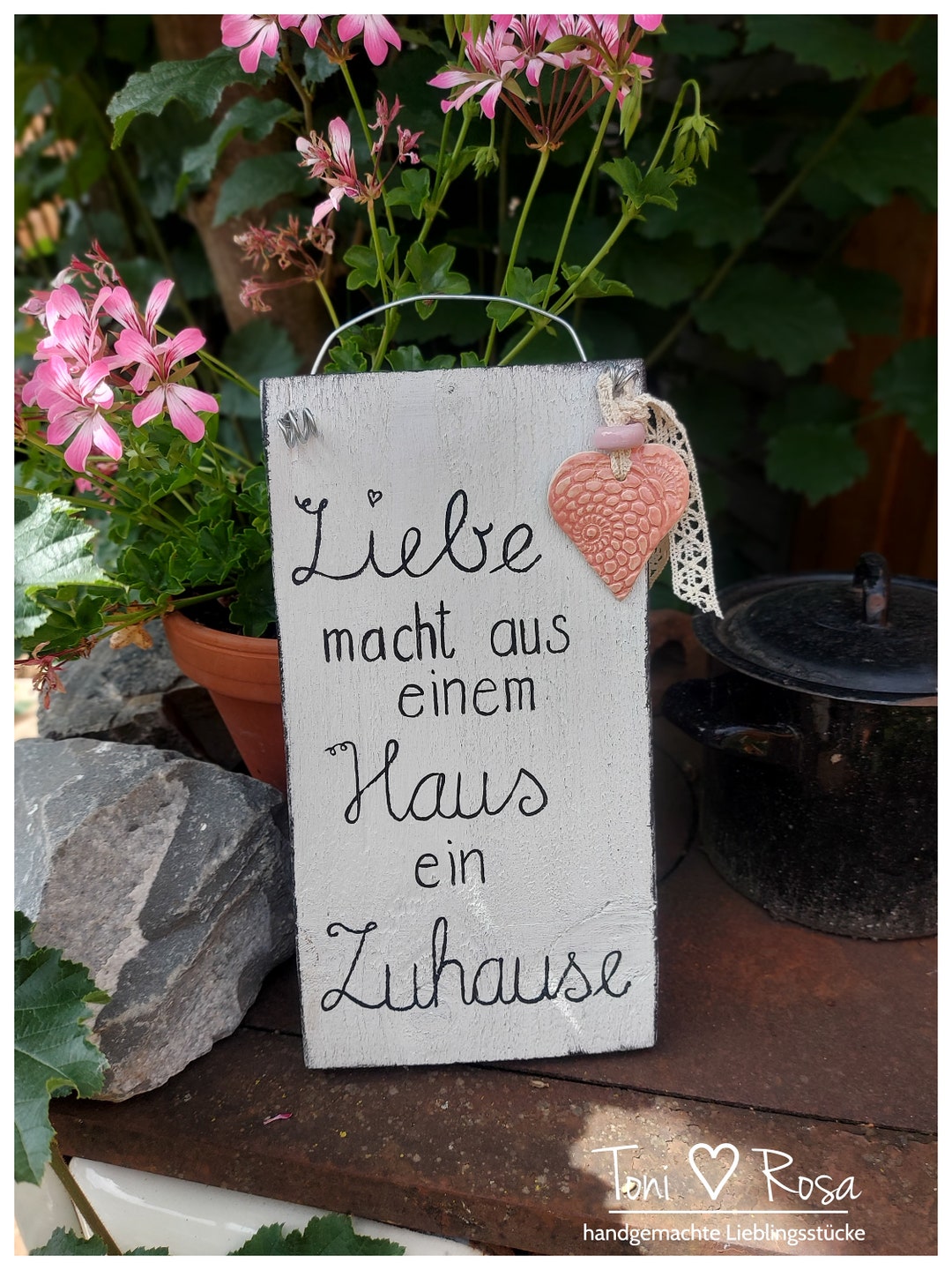 Holzschild Dekoschild mit Spruch Liebe macht aus einem Haus ein Zuhause