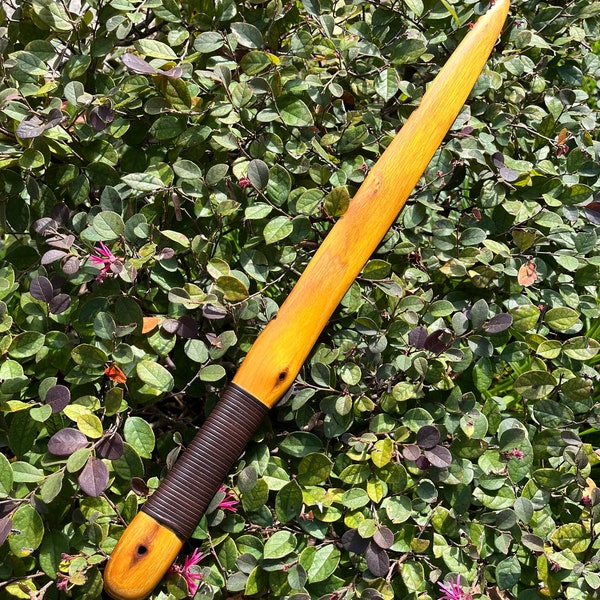 23“ Deluxe Osage Sword, “Golden Gladius”