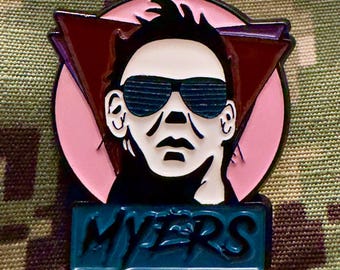 Pines esmaltados de Mikey M inspirados en películas de terror: ¡un personaje clásico del cine de miedo!