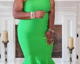 green emerald velvet dress Women's Feeling Good Maxi Dress, Green main image 1