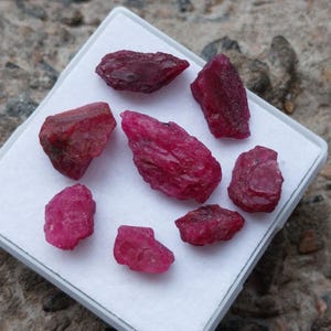 Natural Pink Red Color Ruby Glass Filled 8 Piece Lot Raw Rough Gemstone, 37 Carat 7x9 to 10x18 MM