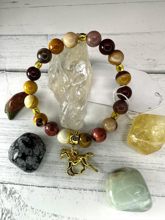Mookaite Gemstone Beaded Bracelet with Gold Horse Charm