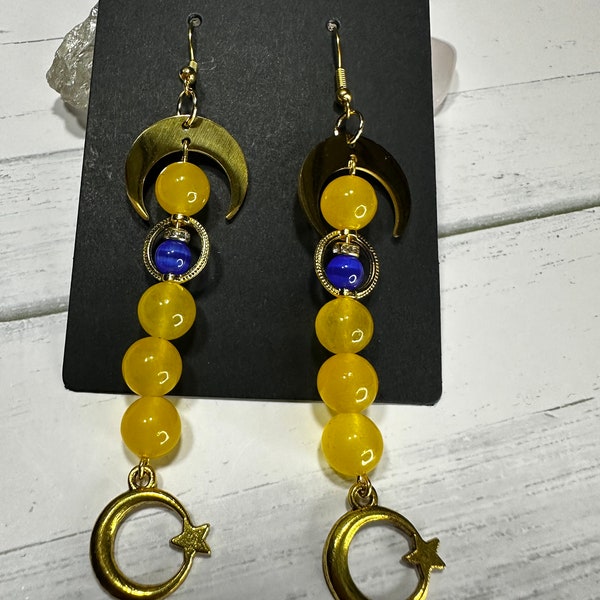 Yellow Jade 8mm and Midnight Blue Cat Eye Gemstone Earrings With Gold Moon & Stars
