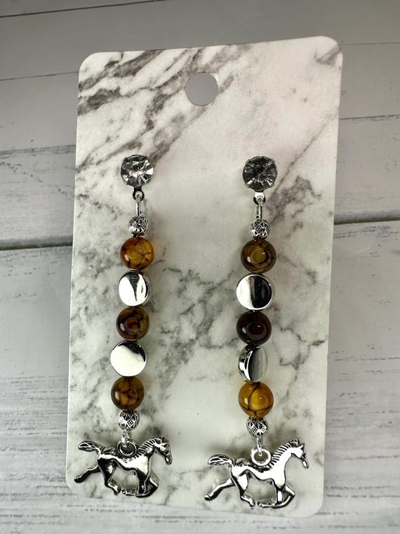 Coffee Dragon Vein Agate Gemstone Earrings with Silver Horse Charm