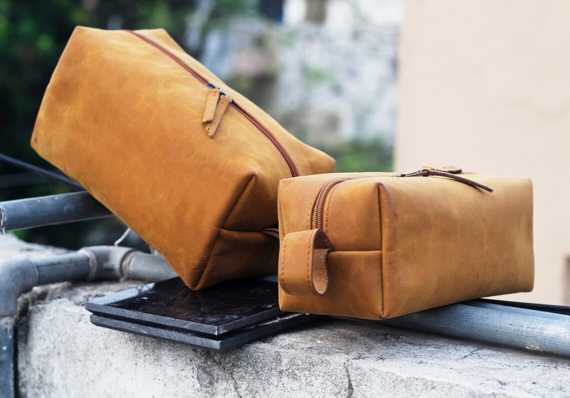 Groomsmen Gifts Leather Dopp Kit with Initials