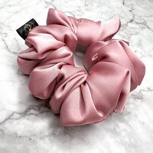 Eleganter scrunchies fur Frauen , Haarschmuck aus seide satin , Scrunchie seide satin fur Haare 6.Pink