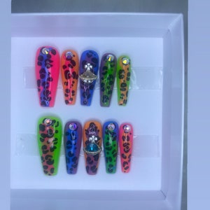 Lisa Frank Nails | Coffin Nails | Rainbow Nails | Cheetah Print | Galaxy Nails | Pressons