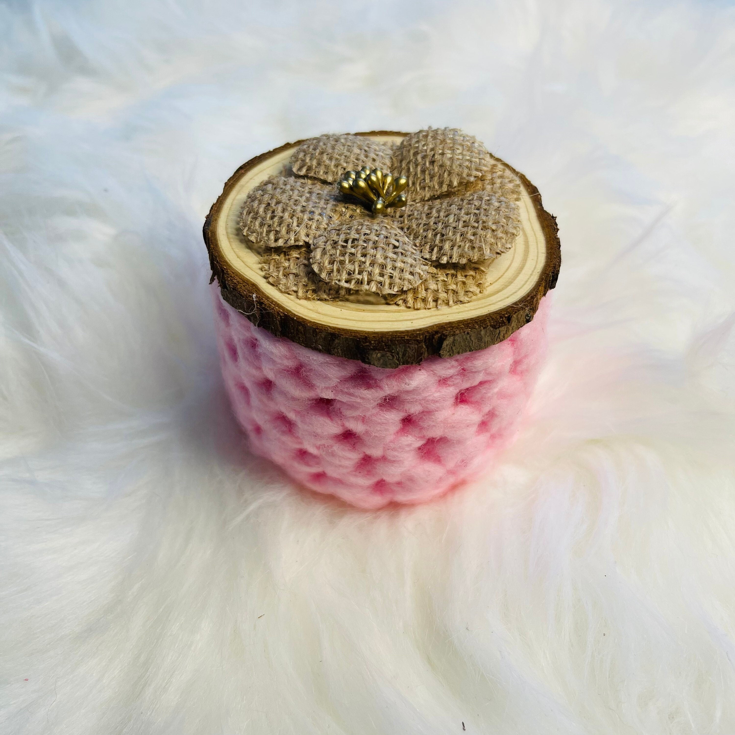 Bougie Vegan avec Pot Au Crochet Parfum Monoï