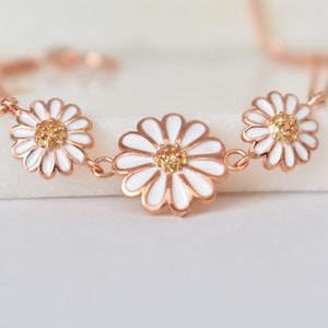 Dainty Daisy Bracelet, Silver Flower Bracelet, Gold Daisy Bracelet, Dainty Flower Bracelet, Flower Girl Bracelet, Silver Bracelet For Women