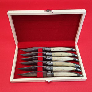 Set of 6 French Laguiole handle steak knives