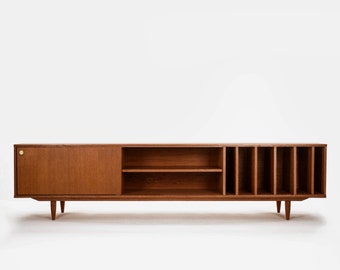 Mid-century dressoir, dressoir, commode, credenza gemaakt van eikenhouten fineer - Livlo T-S18