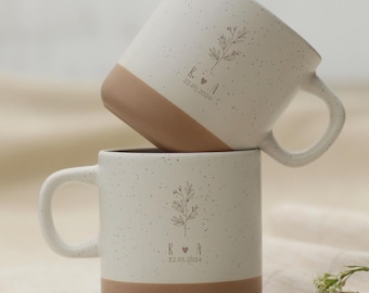 Custom Mr and Mrs mug with date, money gift wedding, personalized ceramic mugs, wedding gift set, engagement, engraving