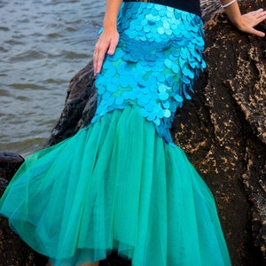Sequin-adorned Mermaid Tail Skirt & Black Shell Tee: Turquoise Mermaid ...