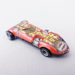 Hot Wheels Carretera 35 Carrera Mundial 1999 Roadbeasts Twin Mills Diecast 1:64, Coche de fundición a presión / Hot Wheels Vintage