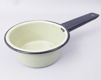 Vintage Green Enamel Saucepan with Lid, Enamelware Pot, Olive Green Porcelain Enamel Sauce Pan Pot, Green Enamelware, Vintage Enamel Ware