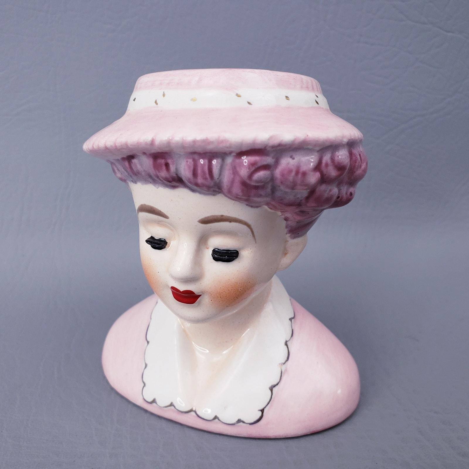 Betty さま☆ Betty Grable Vase - Etsy