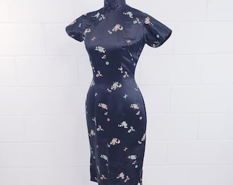 Cheongsam Elegant Qipao Dress Black Floral Asian Wiggle Dress Mandarin Collar Frog Closure Full Length | Black Silk Cheongsam Dress