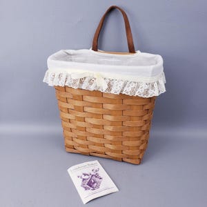 1993 Vintage Longaberger Tall Key Basket 11053 z wkładką z materiału, plastikowym ochraniaczem i skórzanym uchwytem | Prezent na Dzień Matki dla mamy